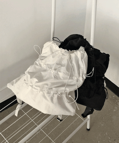 [ 당일출고/ 귀여운 스트릿 무드 ] 바스락 셔링 스트링 복조리 백팩 보부상 여행백팩 가방