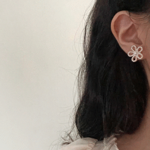 [당일출고/은침]벚꽃 진주 플라워 데일리 미니 은 은침 귀걸이